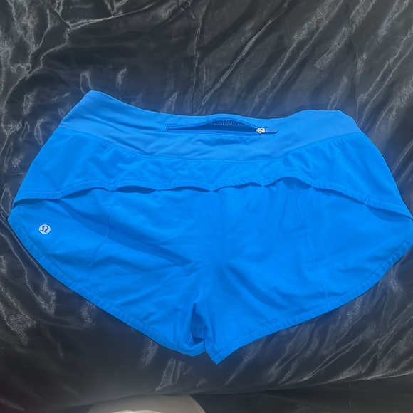 Lululemon speed up low rise 2.5 size 6 shorts - Picture 4 of 6